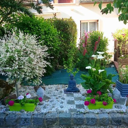 4 Rue Guy De Maupassant Apartment Valmont  Екстериор снимка
