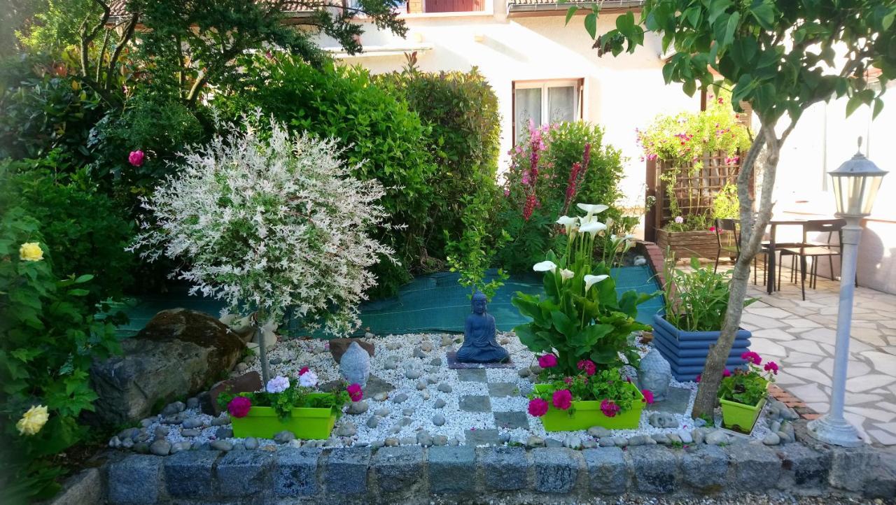 4 Rue Guy De Maupassant Apartment Valmont  Екстериор снимка